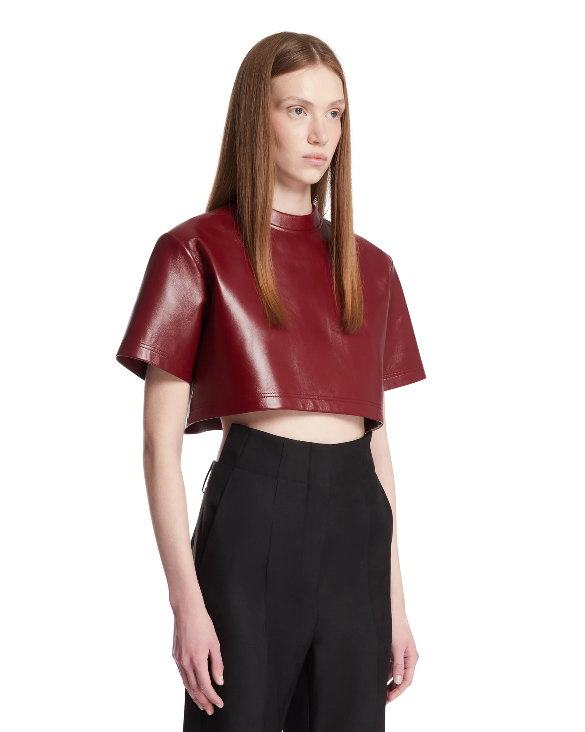 T-Shirt Cropped In Pelle Burgundy - Image 2