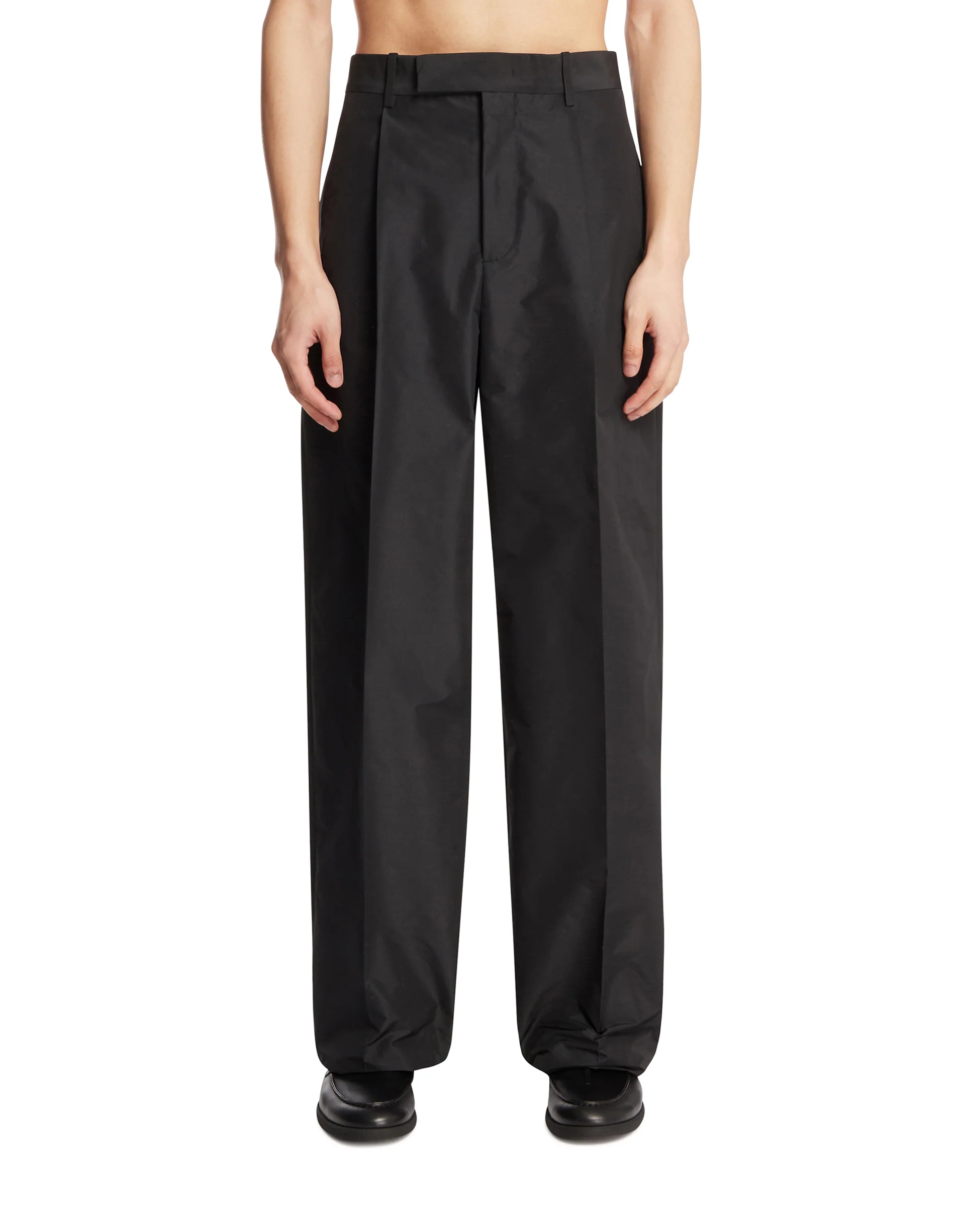Pantaloni Con Piega Centrale Neri