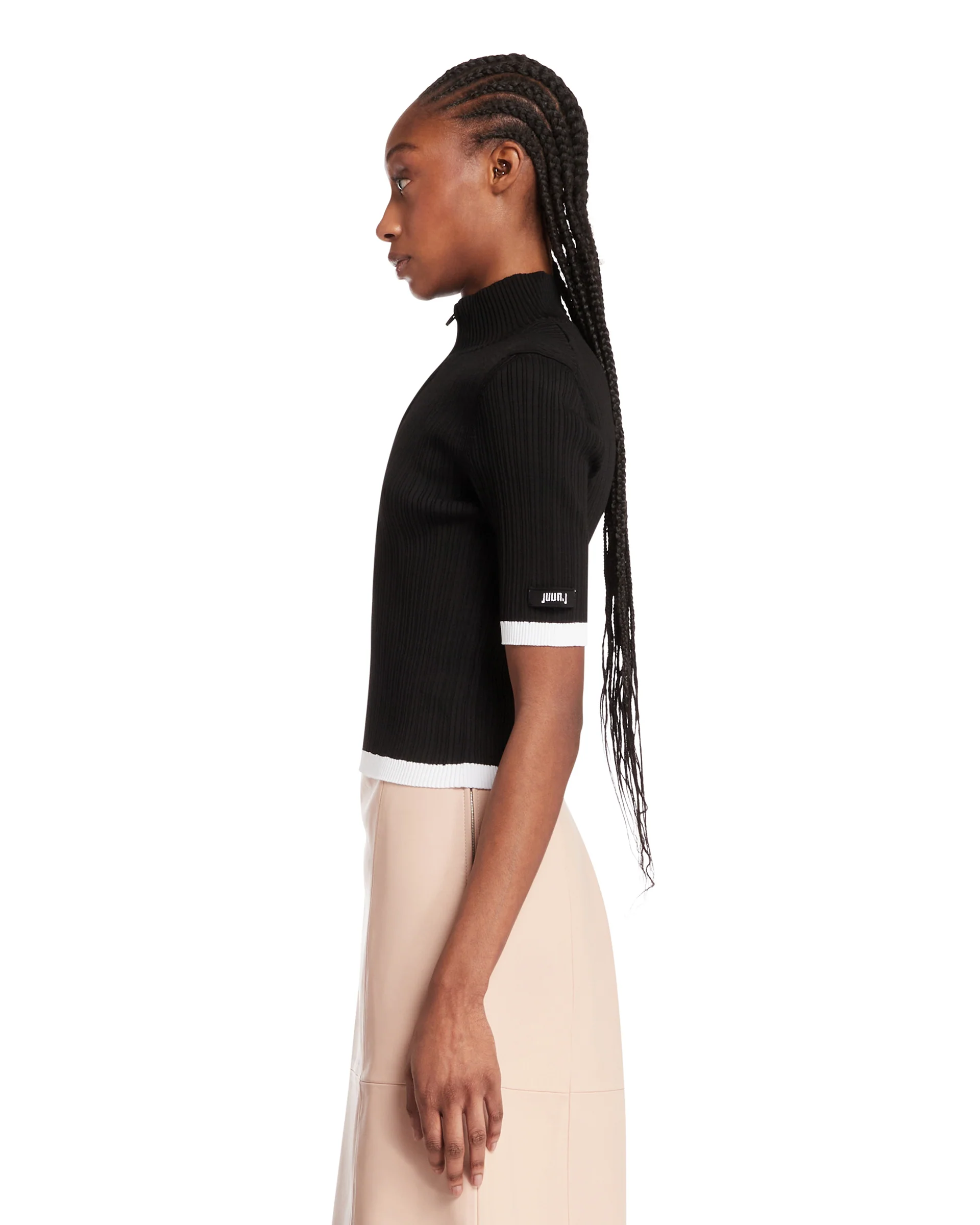 T-Shirt A Costine Con Zip Nera - Image 4