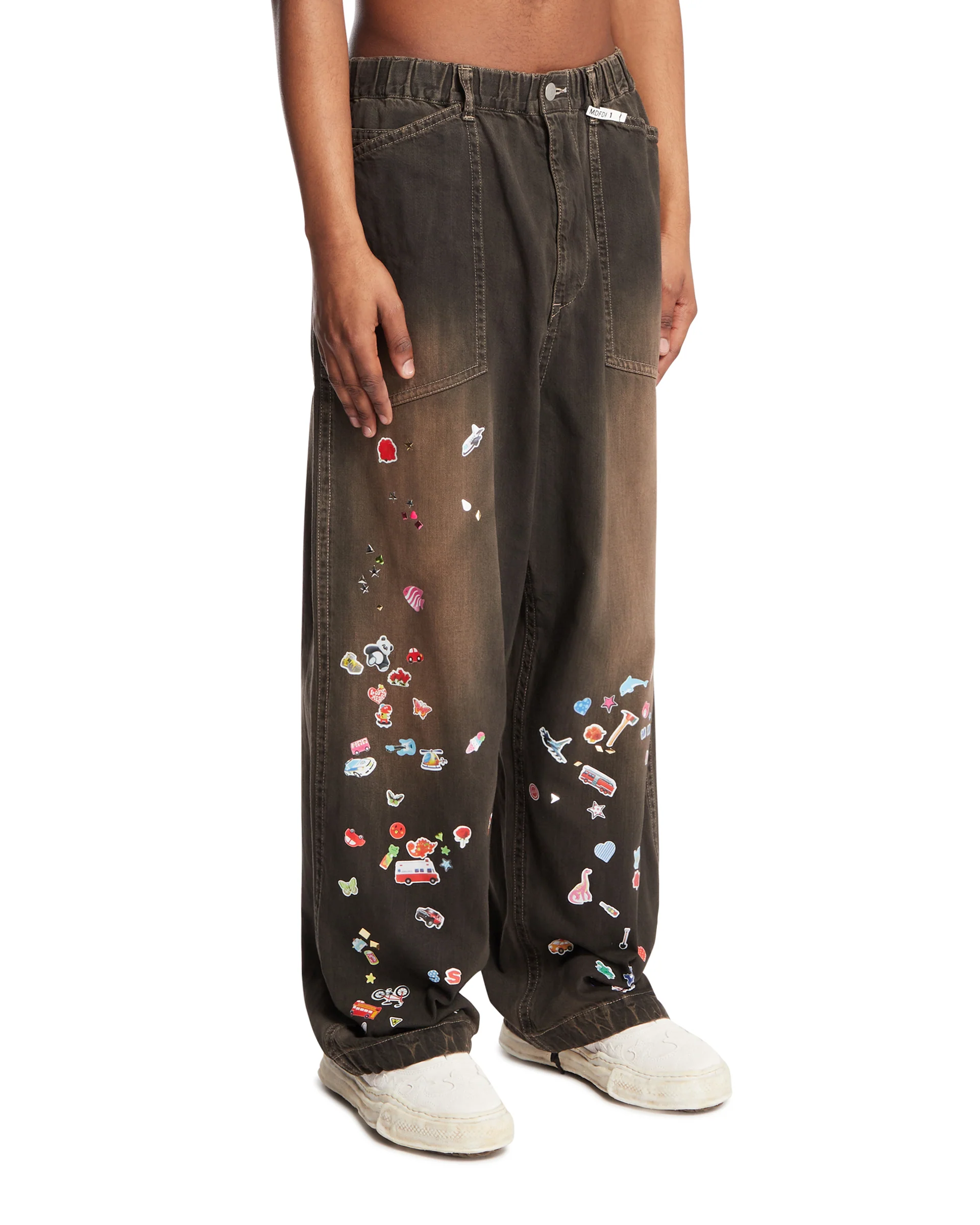 Jeans Con Decorazioni Marroni - Image 2