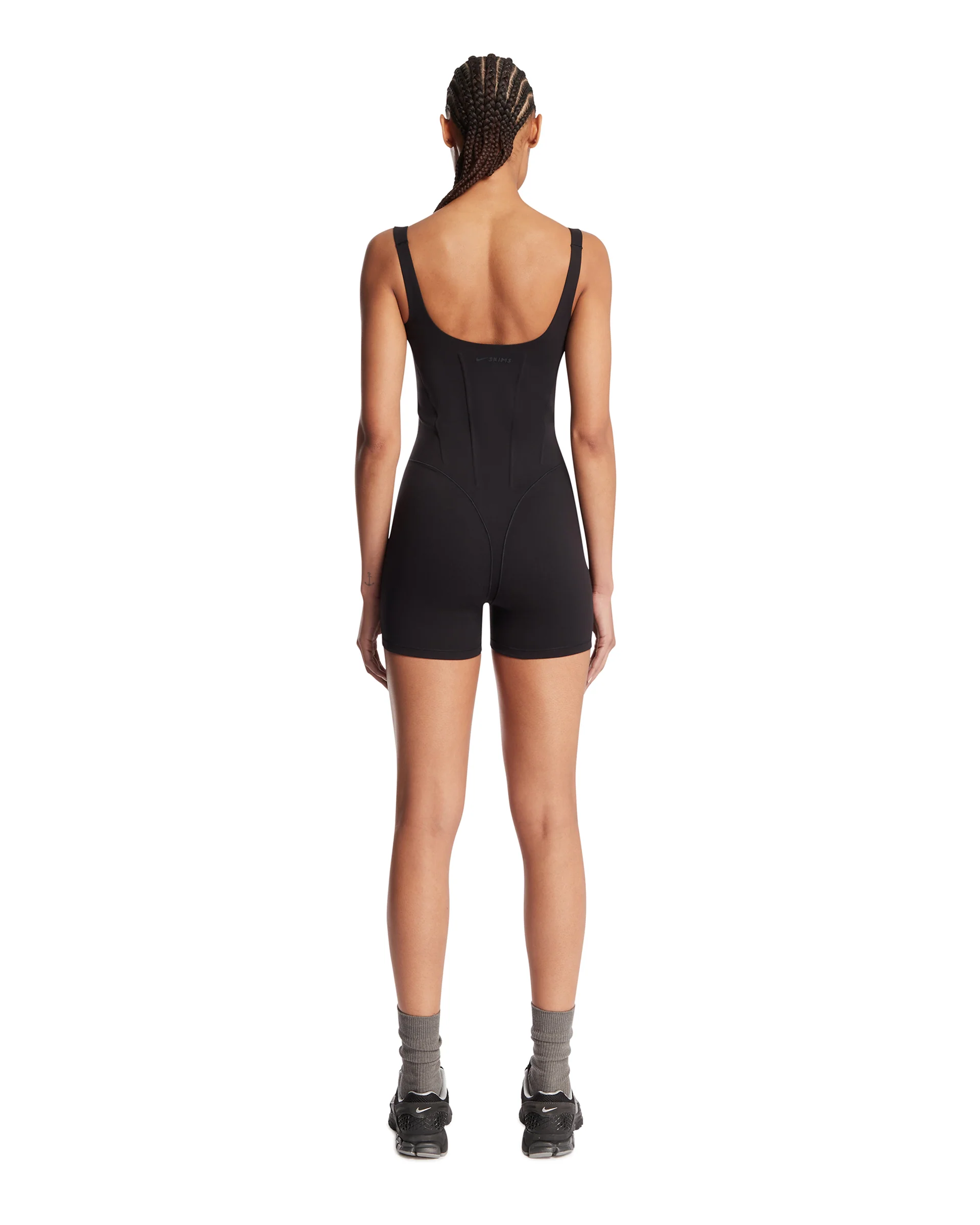 NikeSKIMS Tutina One Piece Nera - Image 5