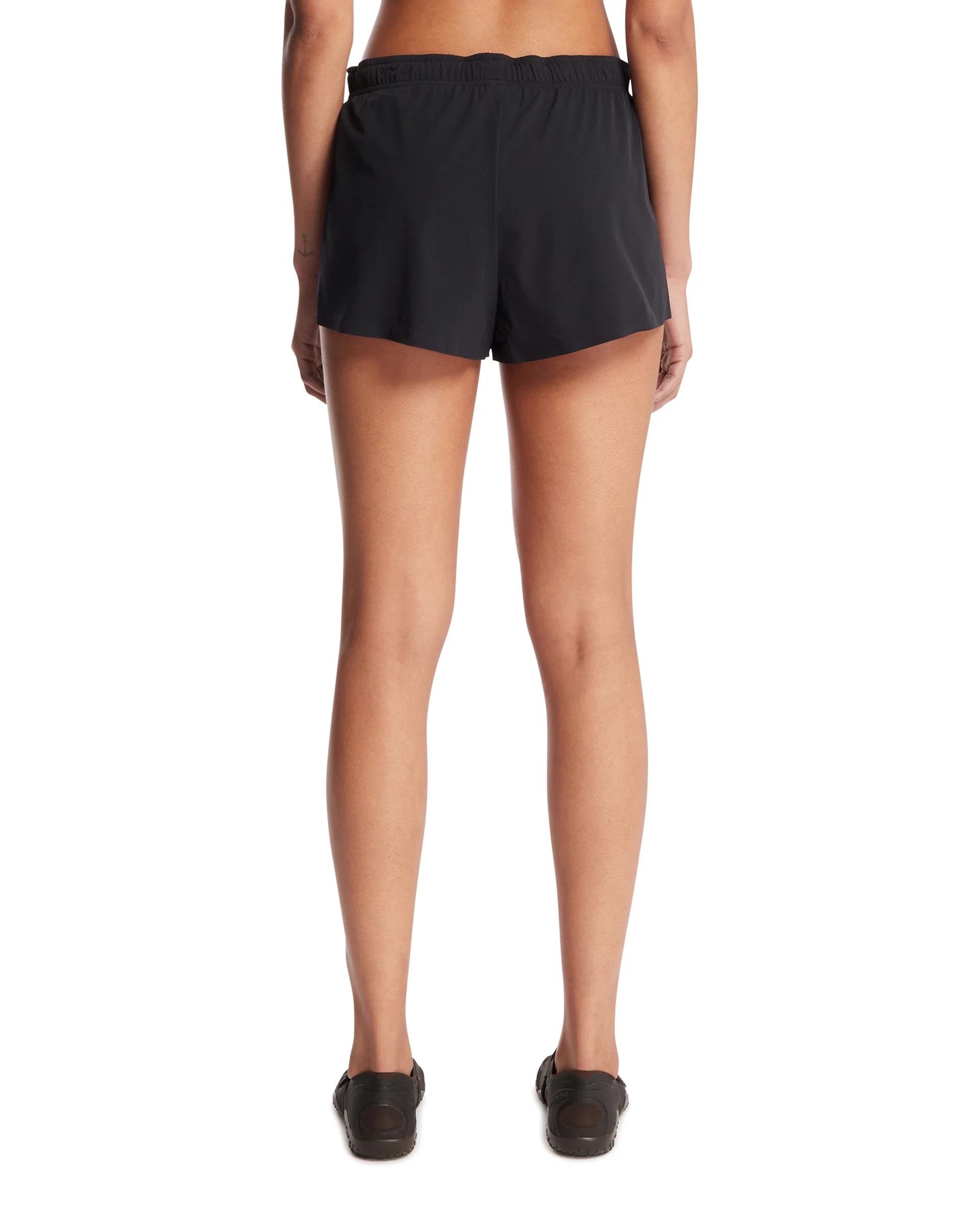 NikeSKIMS Shorts Da Corsa Neri - Image 5